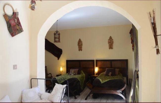 Les Trois Faisans Hotel Bligny-sur-Ouche ภายนอก รูปภาพ