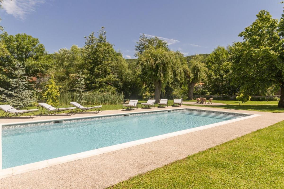 Les Trois Faisans Hotel Bligny-sur-Ouche ภายนอก รูปภาพ